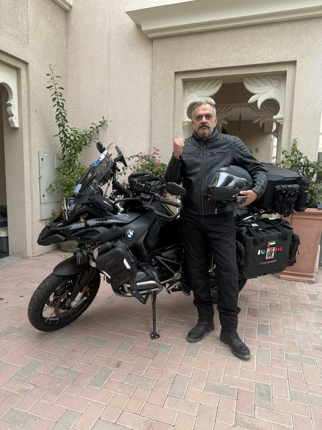 Manchalee BMW R1250 GS Adventure portrait photo, MotoMoku