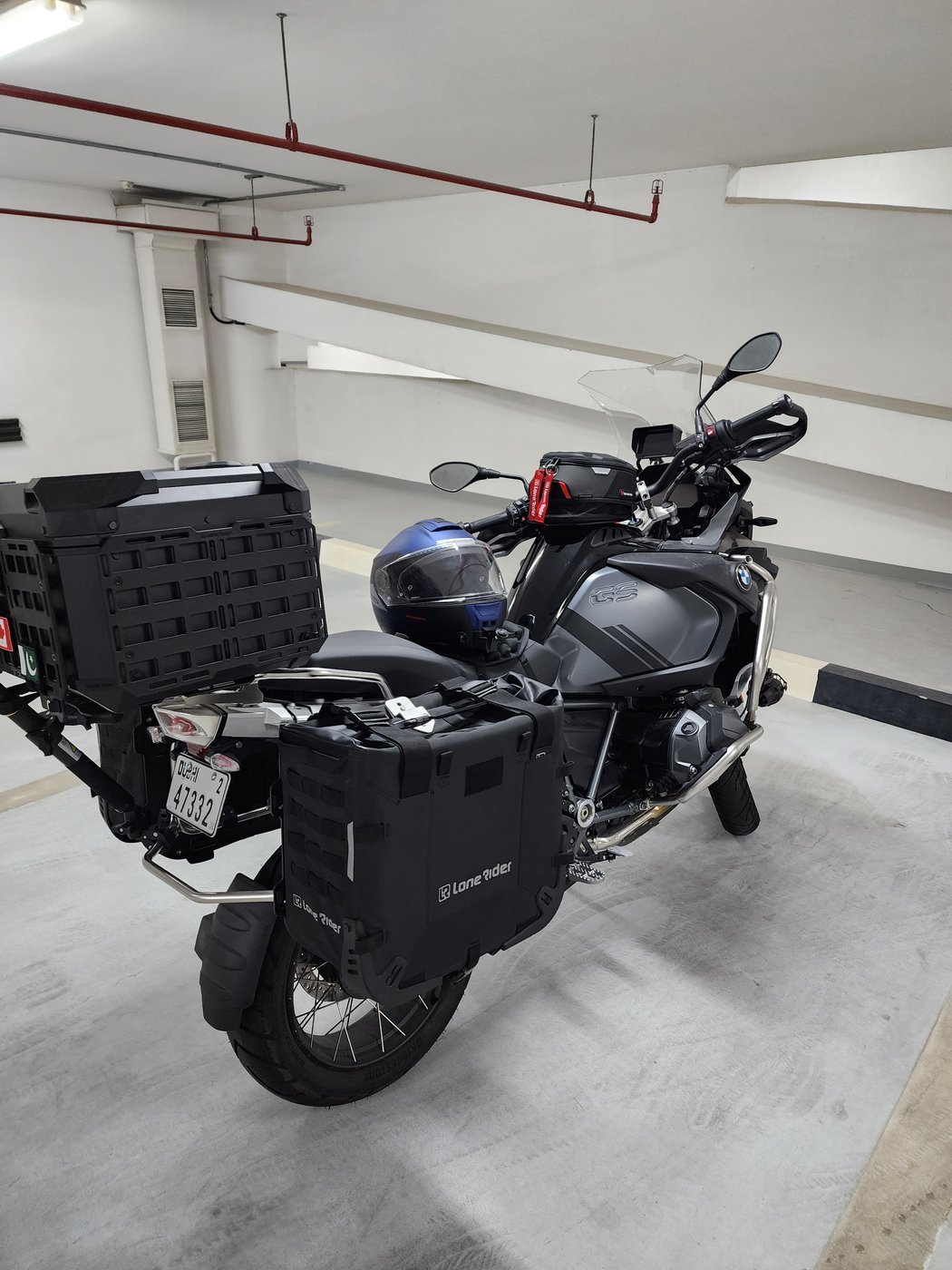 Manchalee BMW R1250 GS Adventure November 2024, UAE